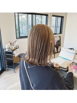 チェレ オレ 新金岡店(Chere ore)&nbsp;外ハネミルクティーベージュ×ハイライト