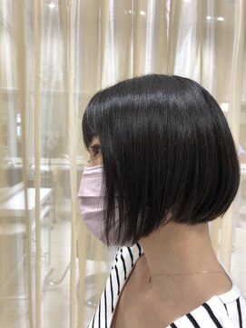 ゼル イオンタウン名西(ZELE) ちょっと前下がりのミニボブ