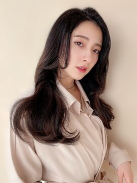 ロンド フィーユ(Lond fille) Chika 大人上品なワンホンくびれヘア×ダークカラー