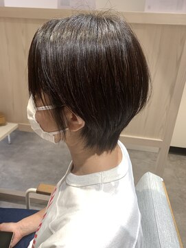 クルム(KURUMU) 耳掛け大人ショート