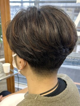 ヘッズ 本八幡店(HEADS) MEN'S HAIR センターパート ツイストスパイラル コンマヘア