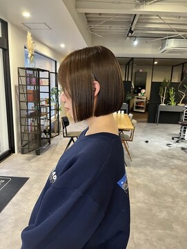 ナンバー 竪町(number+) 20代30代ミニボブココアブラウン小顔美肌ストレート丸み