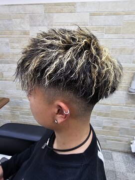 ペロコルテ(Pelo Corte) イナズマツイスト