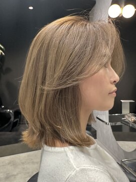 シティ(CITY) レイヤーボブ×ミルクティーベージュ【CHICA】