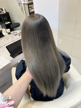 髪屋 紬 グレージュカラー／ダブルカラー