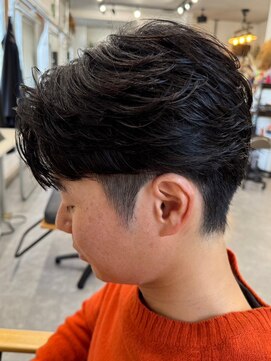 フゥ 宇都宮(FeU) 栃木メンズ波巻きスパイラルパーマシャドウパーマツイストパーマ