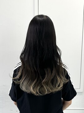 アライブ キチジョウジ(ALIVE Kichijoji) 自然な繋がりのグラデーションカラー！