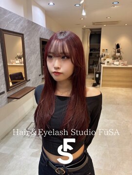 フサ(Fusa) チェリーレッド×ハッシュカット