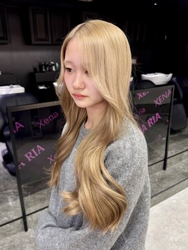 ジーナリア(Xena ria) 《RIHO》ミルクティーベージュ/1.5bleach～