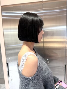 ルームバイシー 新宿(Loom. by Sea) ◎顎ラインジャスト☆ミニボブ