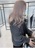 ロング　ケアブリーチ　ミルクティーベージュ　顔まわり　10代