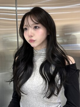 ルームバイシー 新宿(Loom. by Sea) □ 伸ばしかけヘア×ブリーチなしカラー ［髪質改善］