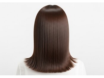 土曜日のクジラ 黒崎店の写真/【気になる白髪を自然にカバー/大人女性のグレイカラー・白髪ぼかし】で上品かつ明るさも楽しめる