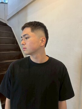 ビーバイエイトジェンツ(Bee by EIGHT GENTS) 波巻きツイストスパイラル/リバースセンターパート/心斎橋
