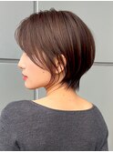 表参道白髪ぼかしハイライトくびれショートボブグレーベージュ
