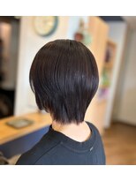シュプール(spur)&nbsp;艶ストレート×丸みレイヤーボブ