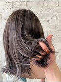 ハイライトことりベージュ切りっぱなしボブセミディ2124