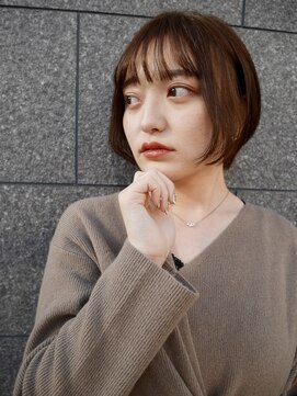 シュシュ(shushu) ぱっつんと軽めのショートボブ　【有海一生】
