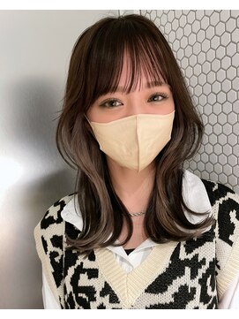 サイン 表参道(SIGN) 大人女性が楽しむフェイスハイライト　/インナーカラー