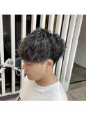 ツイスト スパイラル 波パーマ マッシュ 刈り上げ