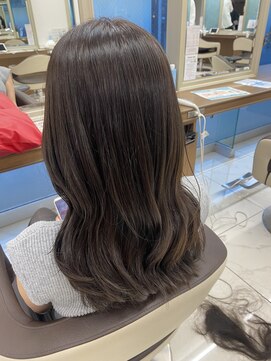 アッシュ 下北沢店(Ash) 暗め透明感カラー