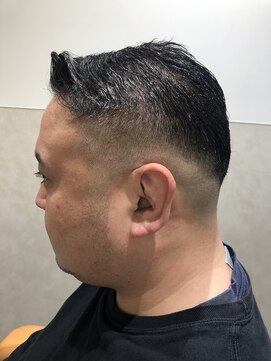 リトルクイニー(LittleQueenie) メンズ・フェードスタイル