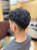 マキシム ナカイ(MAXIM NAKAI)&nbsp;メンズショート刈り上げ低めスタイル