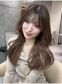 小顔に見せるミディアムヘア/韓国ヘア/ダブルカラー