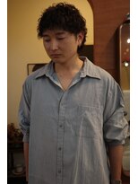 エディ(Edy)&nbsp;メンズ波巻きスパイラルパーマケアパーマ眉毛カット外国人風