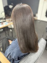 エミタス 柳通り(Emitas.) 艶感グレージュカラー