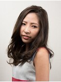 ナチュラルな大人のセミロング