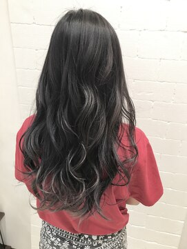 ブラン(Blanc) グラデーション★ロンググレージュ☆デジタルパーマ