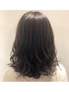 プチ(petie) 春一押し♪無彩色系ベージュカラー