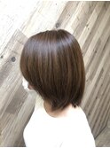 艶髪まとまる伸ばしかけボブ
