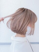 デビュー ヘアーメイク&nbsp;ワンレンボブ　ミルクティーベージュ