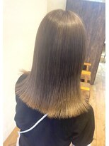 ココカラヘアー ニコ(cococara hair nico) ミディアム/インナーカラー/グレージュカラー/韓国/ブリーチ