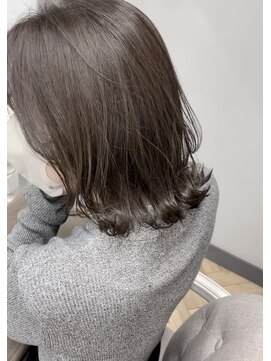 トッカ 三ノ宮店(tocca) ブリーチなし透明感カラー／グレージュカラー【たつとみ】