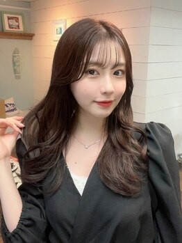 アイ ムア(I MUA)の写真/丁寧なカウンセリングと1人1人に向き合ったマンツーマン施術◎骨格や髪質を見極め細部までこだわるスタイル