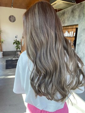 リムヘアーズボウグループ(Rim hairs BEAU group) 滋賀/守山/ロング/アッシュベージュ