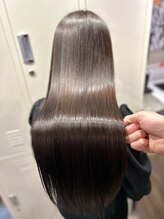 アリアバイエクラート 新宿南口店(ARiA by ECLART) 【圧倒的艶髪】艶髪ストレート♪ダメージレス縮毛矯正[髪質改善]