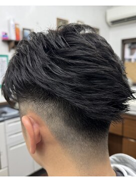 ヘアーサロン モリ Ｆｏｒｅｓｔ メンズカット　毛量多め　ツーブロライトハイフェード