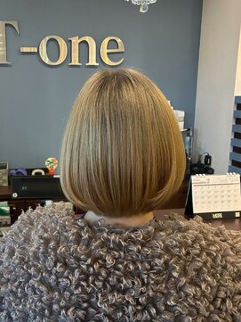 ティーワン 神埼店(T-one) ●ケアブリーチダブルカラーハイトーンショートカットボブ