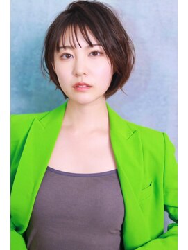 アッシュ 鷺沼店(Ash) 丸みと透け感、今どきショート