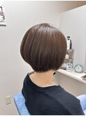 ショートスタイル×明るい白髪染め