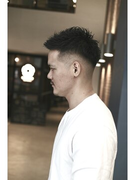 ザ デイ(THE DAY) 束感ショート