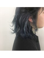 キー(kii) インナーカラーブルーアッシュ