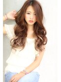 ロングヘアのデザインカラーもお任せください