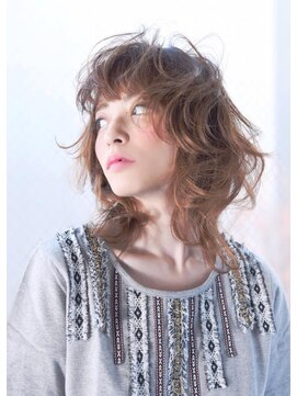 マーブルトウキョウネオリーブ(marbles tokyo neolive) 《MARBLES/三軒茶屋》グレージュ×ふわミディ