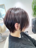 ルアナ(Luana) ハンサム前下がりショート☆大人かわいい小顔20代30代40代