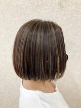 ヘアーアンドライフ オモテ(Omote) 脱白髪染めにオススメ!!ハイライトで『オシャレ白髪染め』に！